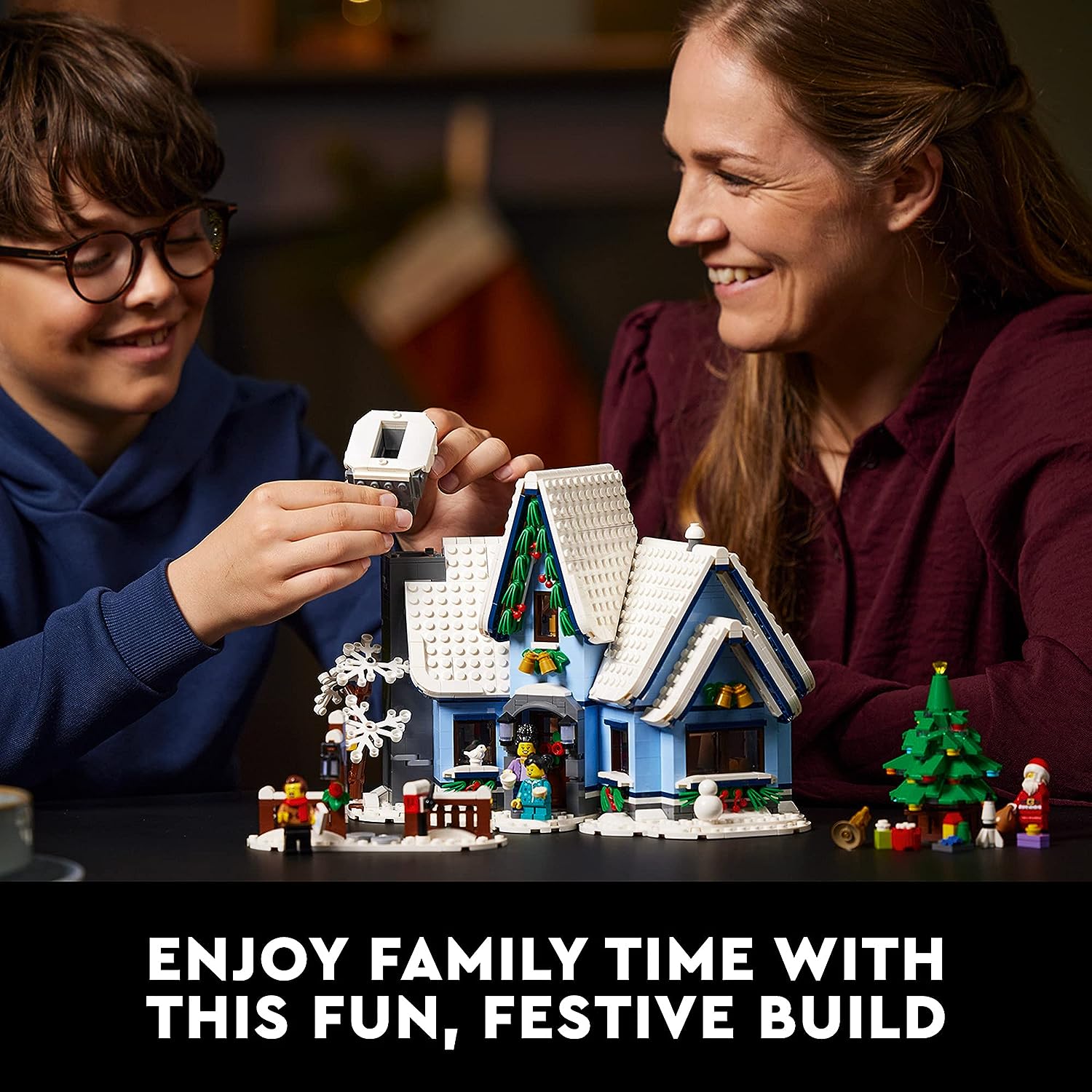 LEGO Icons Santa’s Visit 10293 Christmas House Model Building Set for Adults and Families, Festive Home Décor with Xmas Tree, Gift Idea